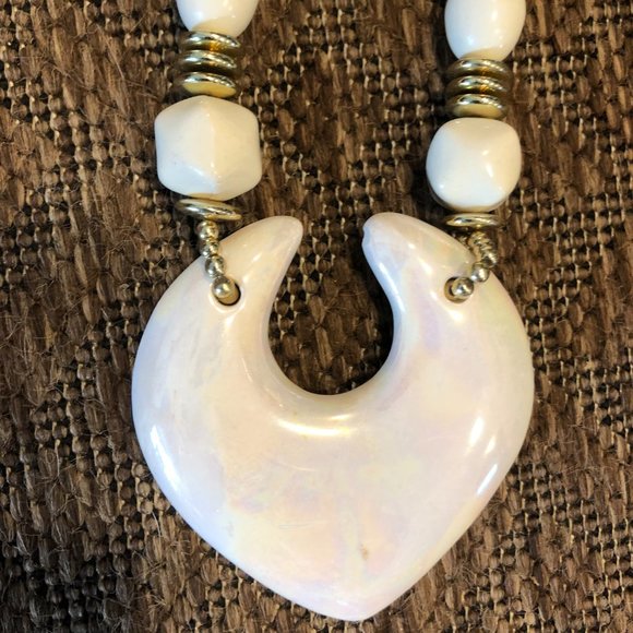 Vintage MCM Ceramic Heart Pearls Acrylic Faceted Beaded necklace 28" Statement - Picture 2 of 6